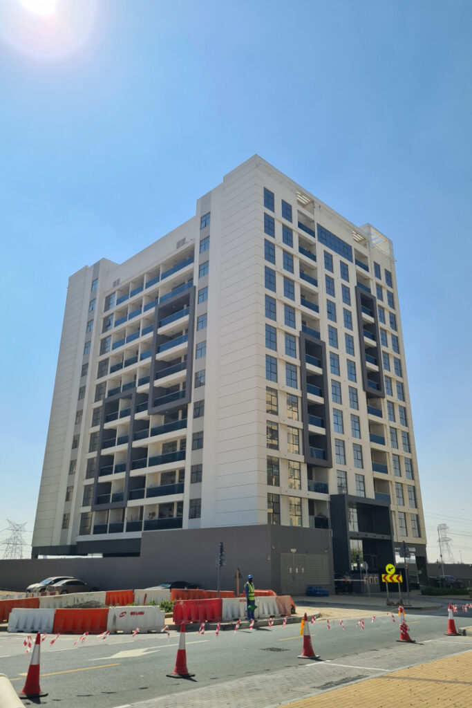 j-one-dubailand_Aj6Qh_xl